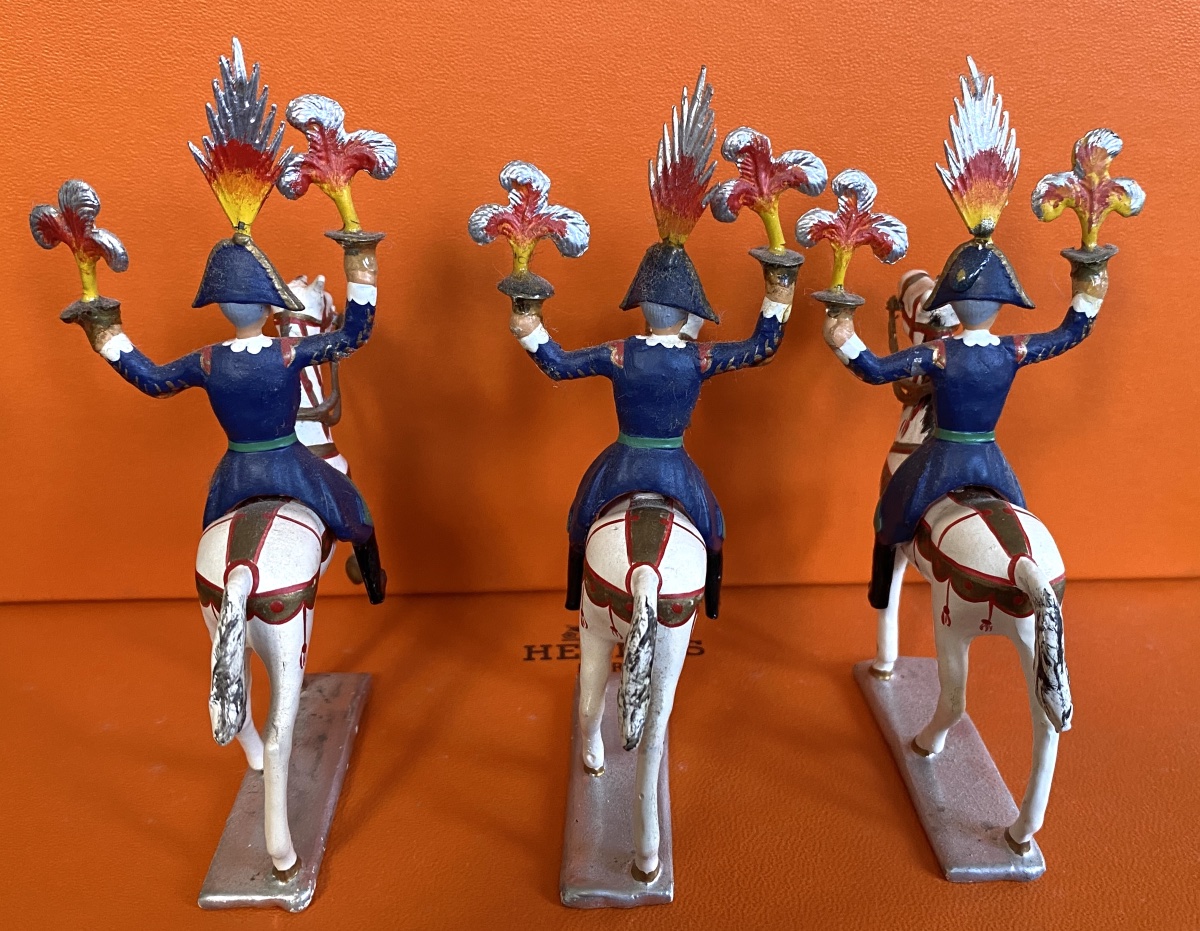 Figurines en plomb de cavaliers artificiers pour les 150 ans de la Maison Hermès. 1987.-photo-1