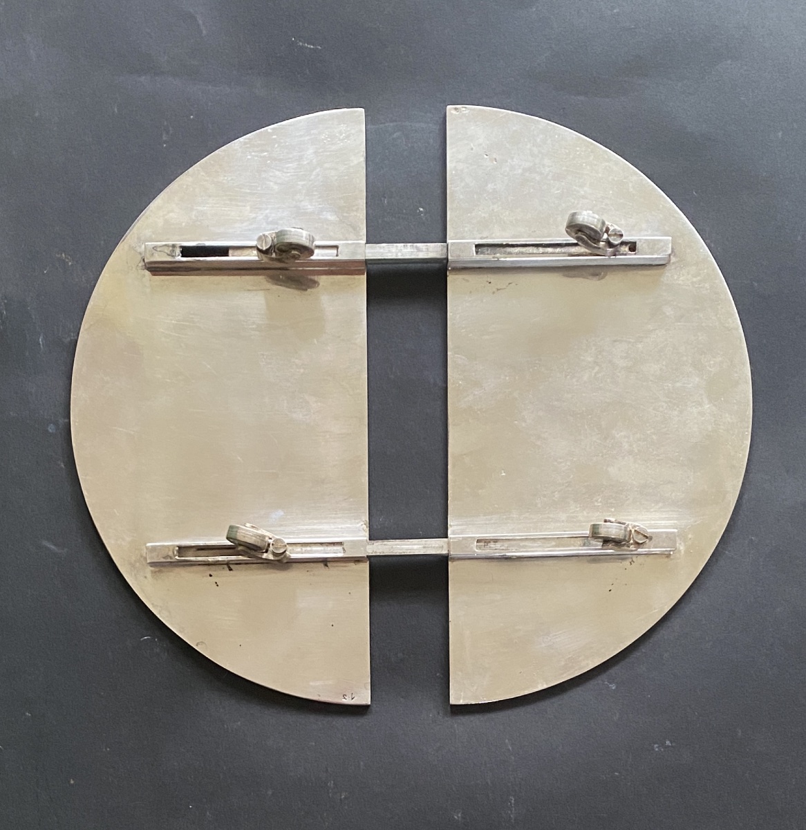 Expandable Silver-plated Metal Trivet. France, Early 20th. Engraved With Parisian Monuments -photo-1