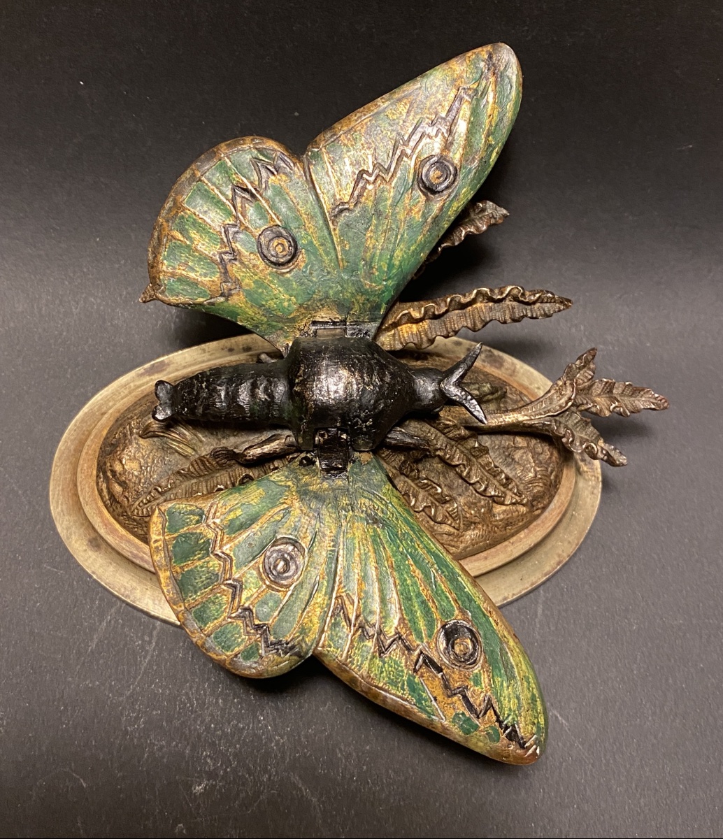 Curiosity. 19th Polychrome Bronze Paperweight. Butterflies With Articulated Wings. 
