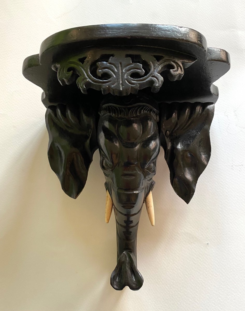 Small Wall Stand .late XIXth. Sconce.  Elephant Head. Blackened Carved Wood.-photo-2