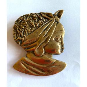 Africanist Brooch In Bronze Early XXth. Woman Profile.