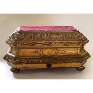 18th Century Reliquary Base In Carved And Gilded Wood.