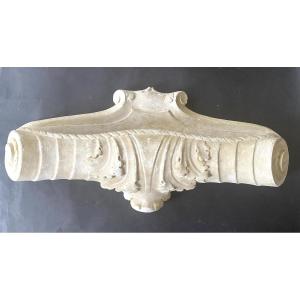 Large Plaster Wall Light From The Mid-20th.  Acanthus Leaf Decoration.