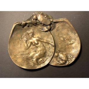 Jules Jouant. Coupelle en bronze Art Nouveau.  Sirène et crabes. 
