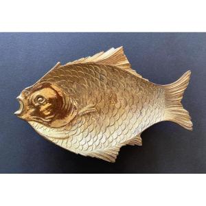 Vide-poches en bronze début XXème. Poisson. 