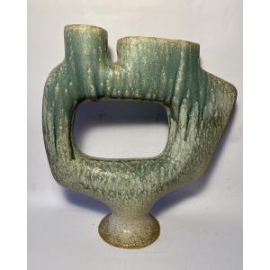 Vase en céramique moderniste. Années 70.