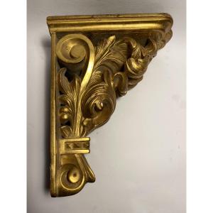 Wall Console. Carved And Gilded Wooden Pedestal, 19th Century. Acanthus And Scroll Decoration. 