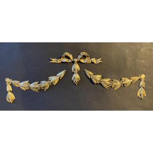 Large 19th Bronze Ornament In The Louis XVI Style. Tied Ribbon And Laurel Branches. 