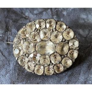 Broche XVIIIème en argent et pierres du Rhin.