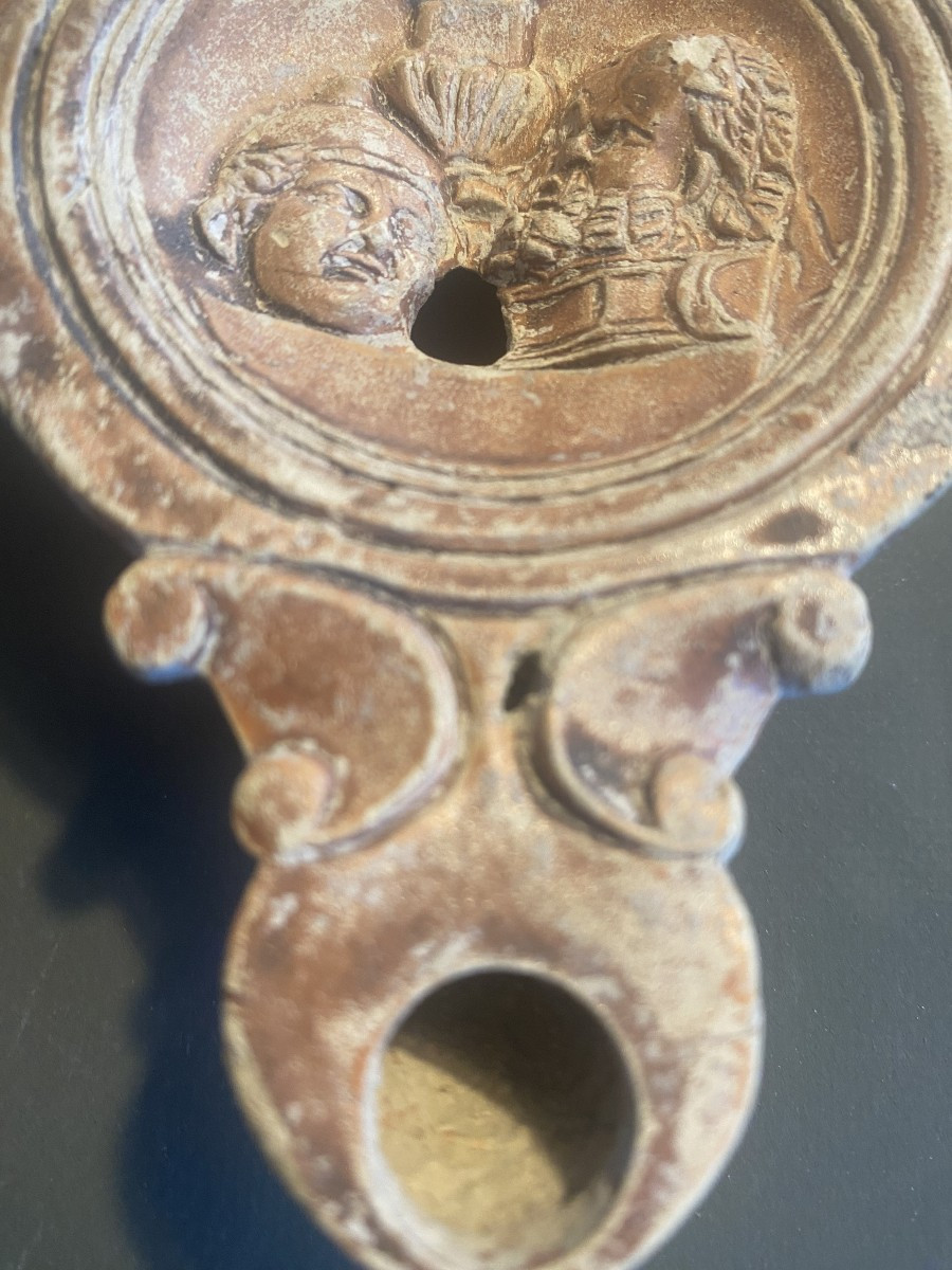 une authentique lampe à huile epoque romaine en très bon état-photo-3