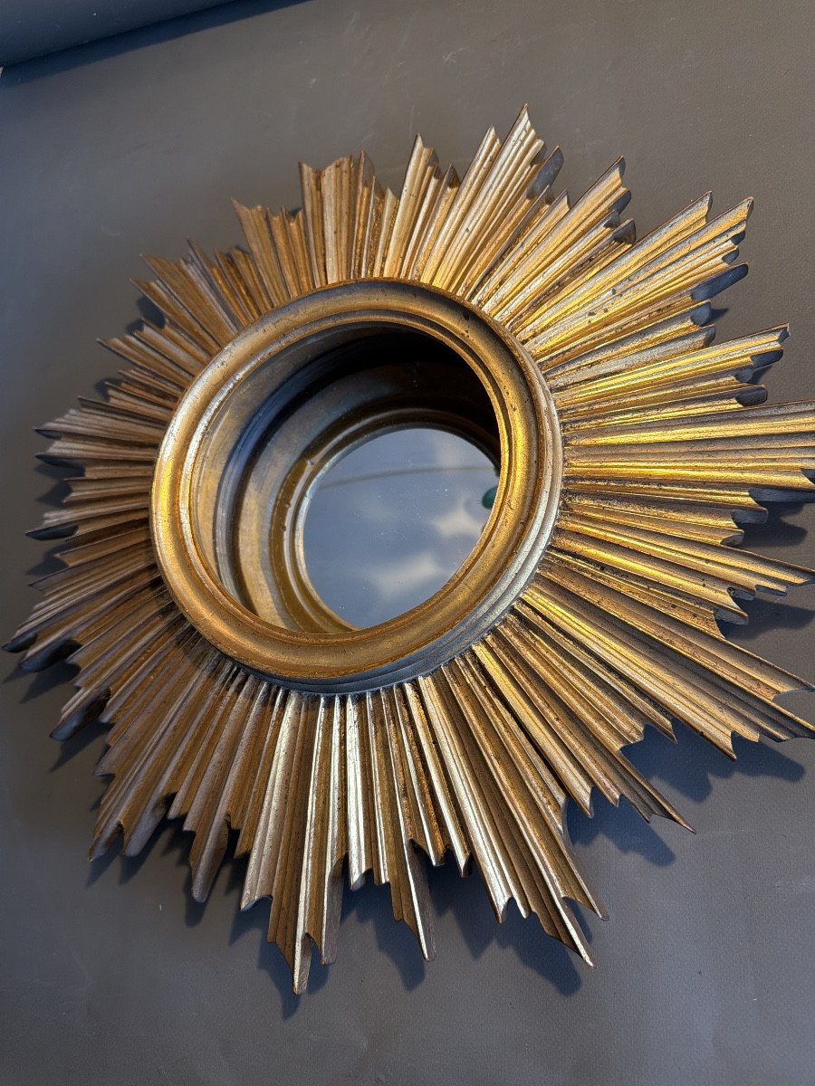 Witch's Mirror-photo-2