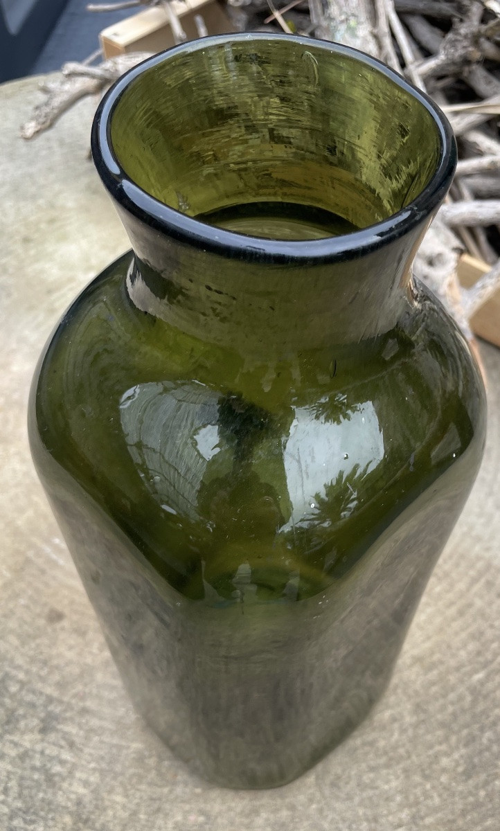 Large Antique Bottle In Olive Green Blown Glass-photo-1
