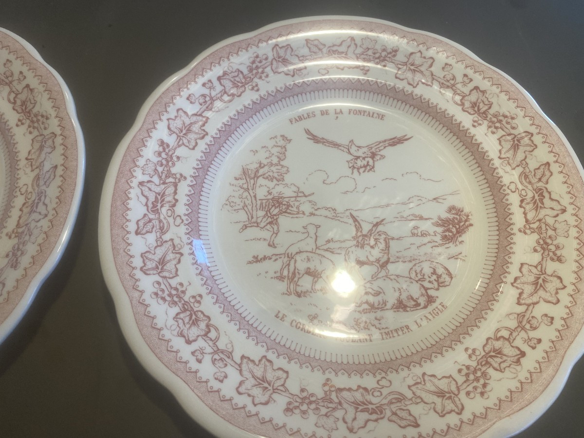 Un série de 6 assiettes à dèserts modéle fables de La Fontaine-photo-2