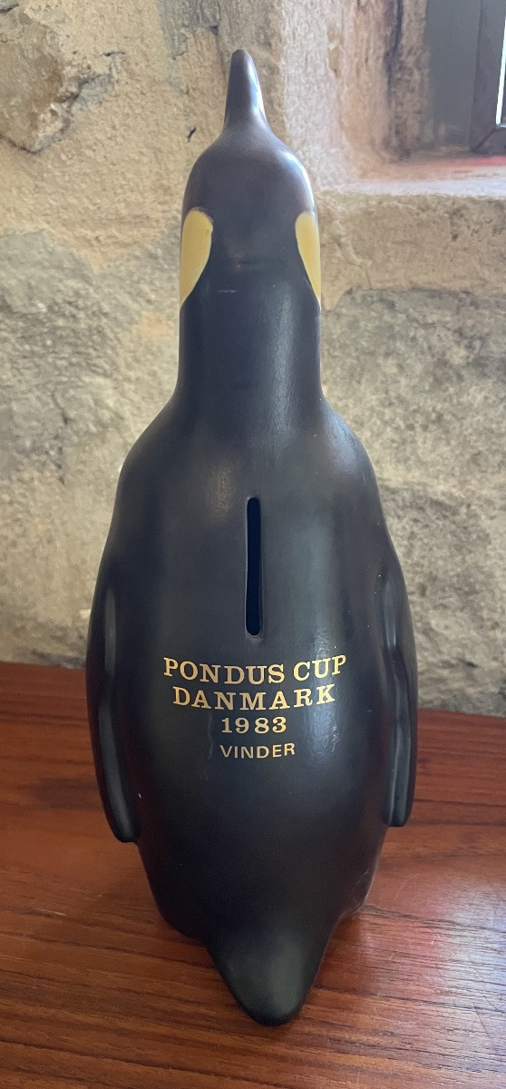 Manchot tire lire en céramique -Braedstrup denmark -Pondus cup 1983-photo-4