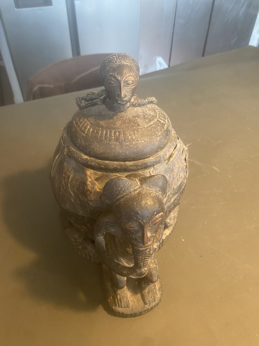 Oracle Box With Mouse Baoule Ivory Coast-photo-2