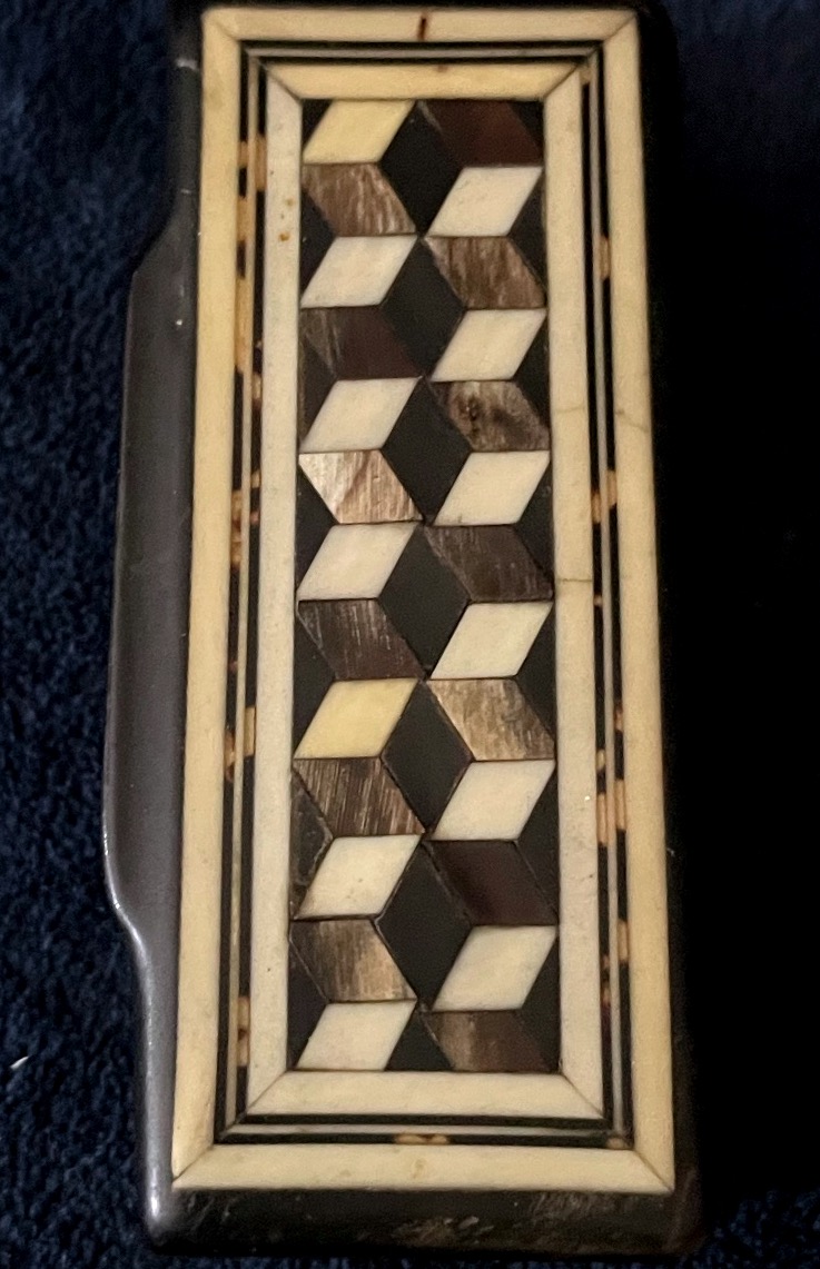 Antique Snuffbox Made Of Horn And Marquetry – 19th Century-photo-2