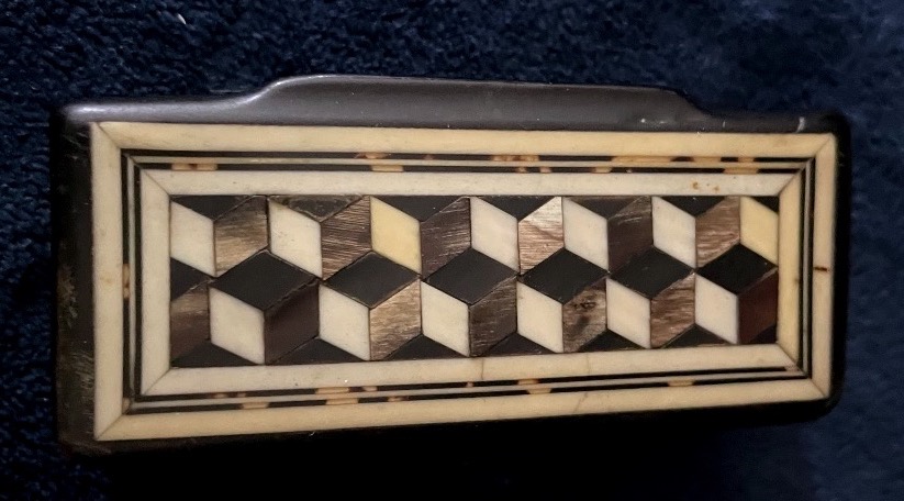 Antique Snuffbox Made Of Horn And Marquetry – 19th Century-photo-1