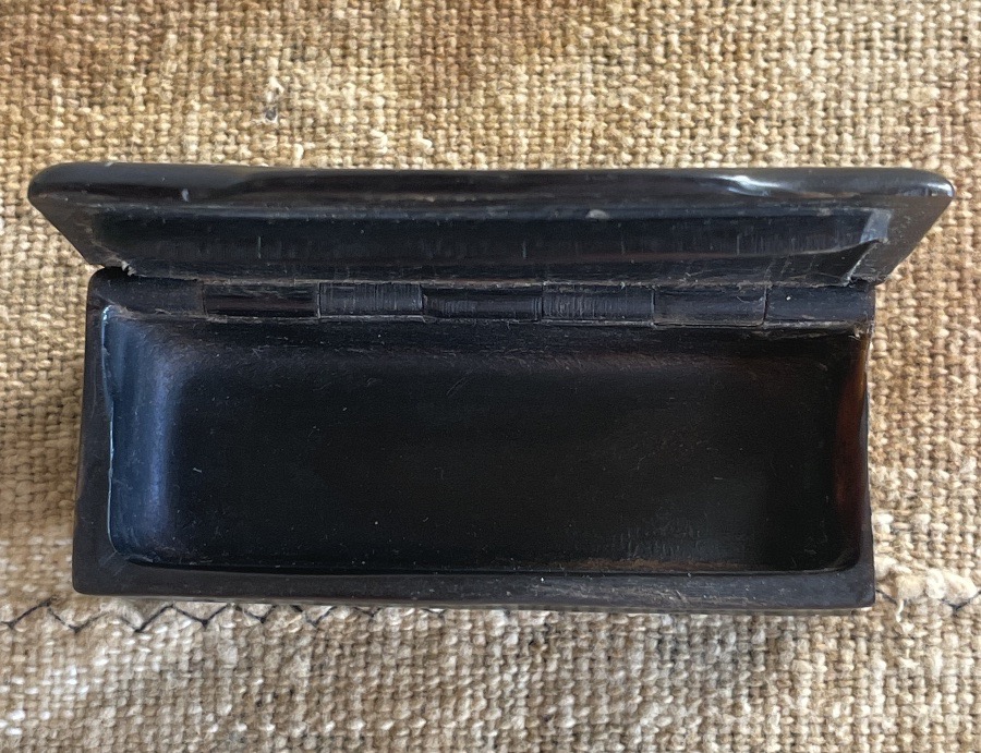 Antique Snuffbox Made Of Horn And Marquetry – 19th Century-photo-8