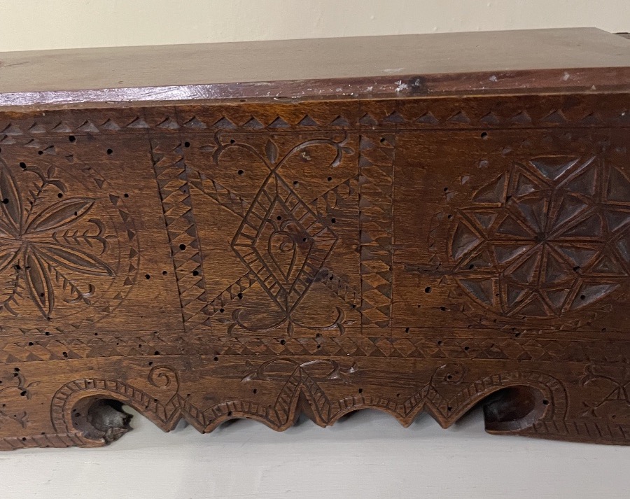 Monoxyle Lacemaker's Box – Velay Folk Art – 19th Century-photo-4