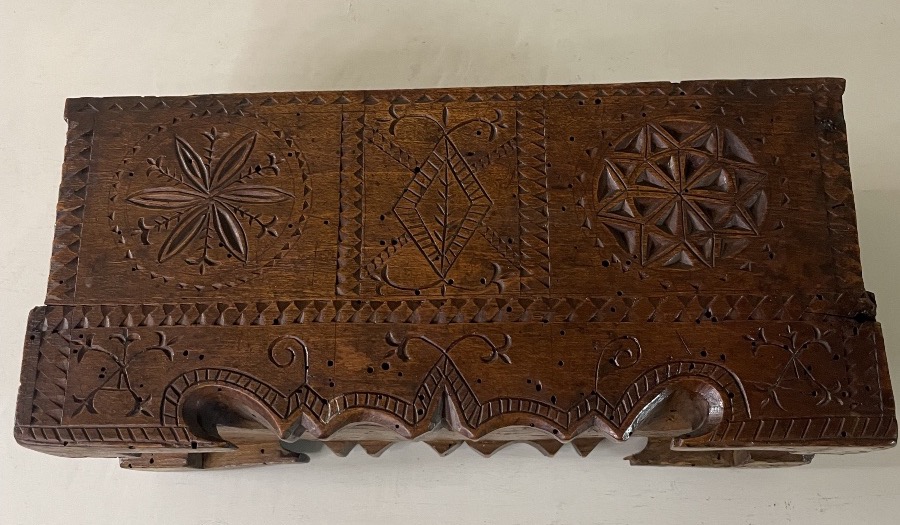 Monoxyle Lacemaker's Box – Velay Folk Art – 19th Century-photo-6