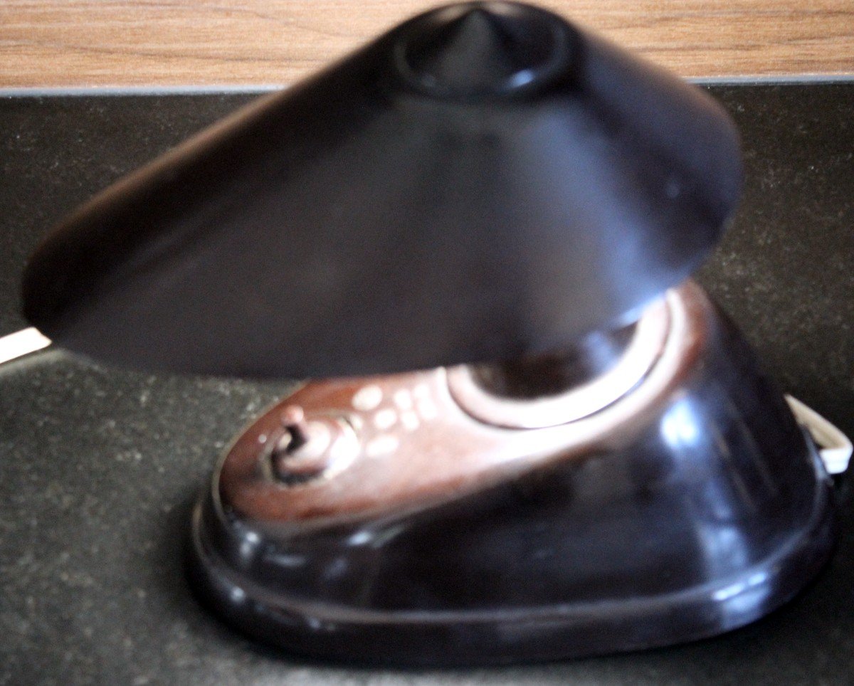 1940s Bakelite Lamp (esc)-photo-4