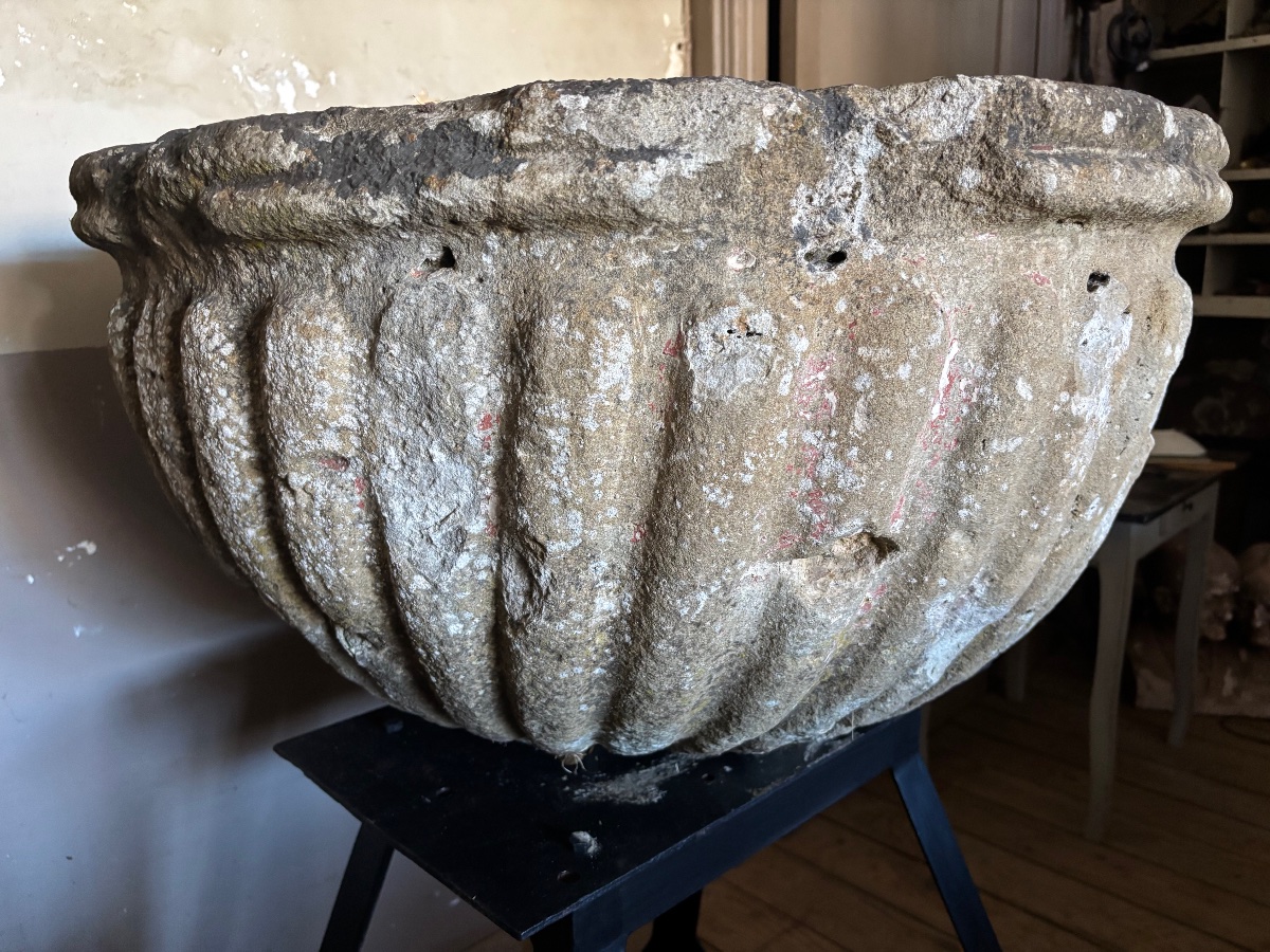 Large Stone Basin Or Trough, 72 X 41 Cm, 17th Century.-photo-1