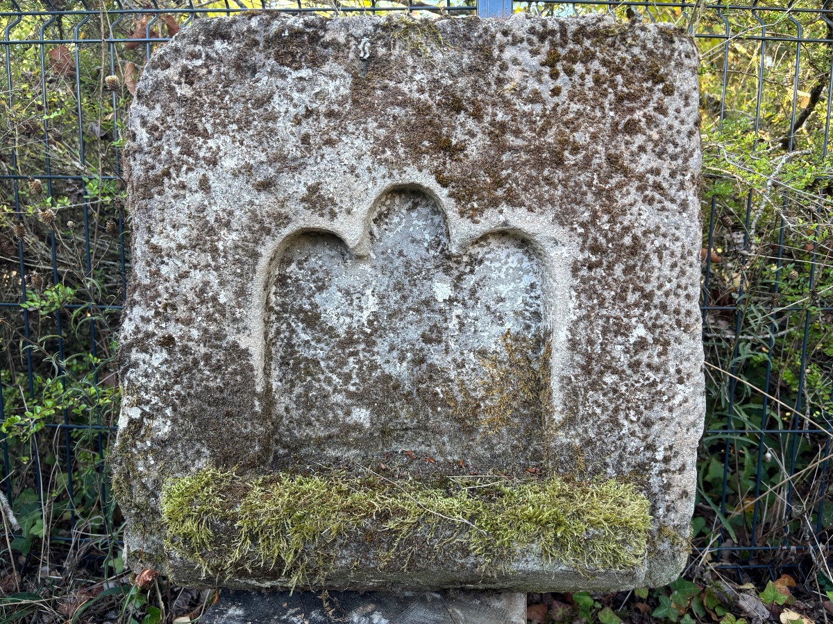 Niche en pierre 