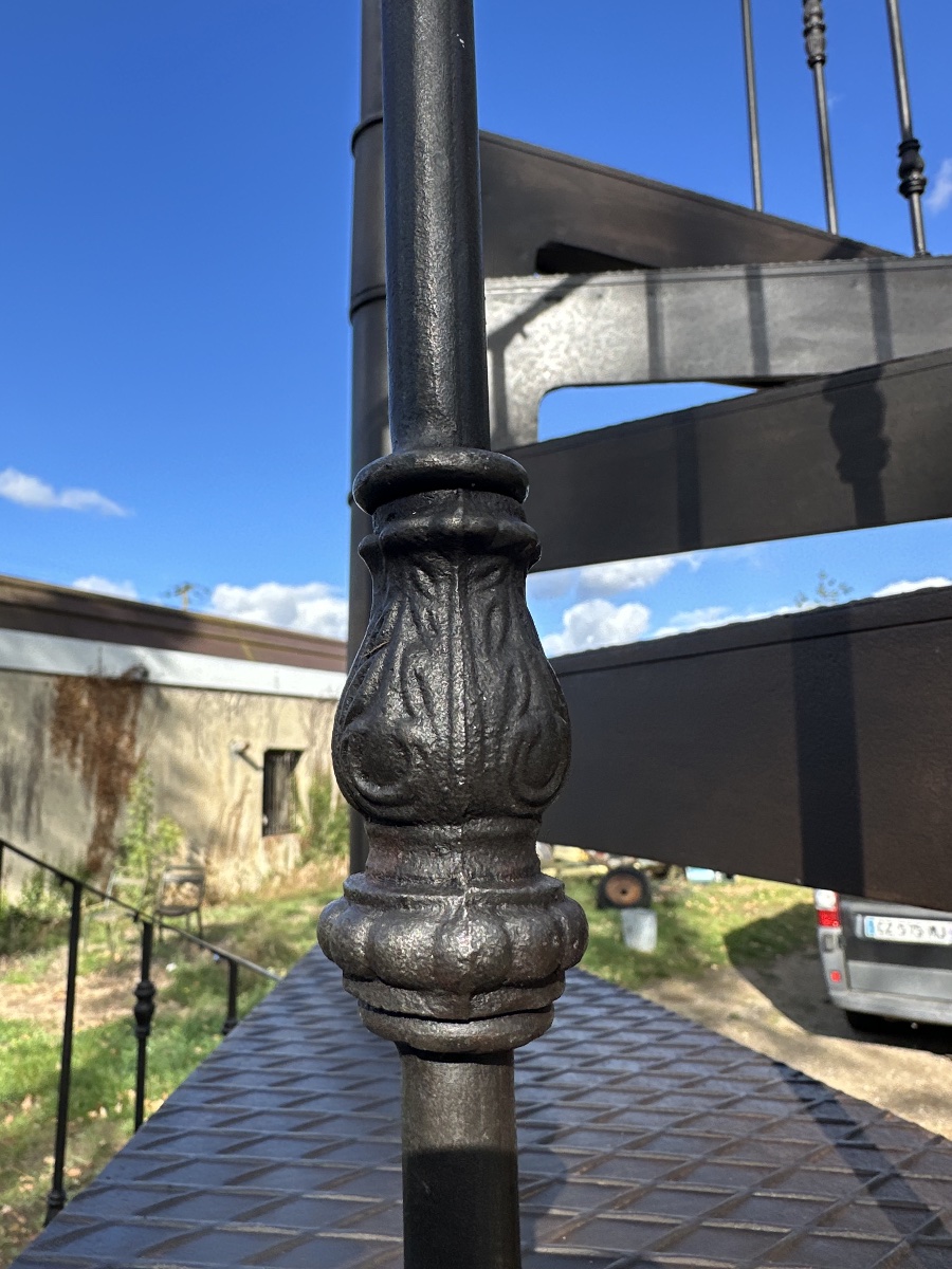 Spiral Staircase Made Of Iron -photo-1