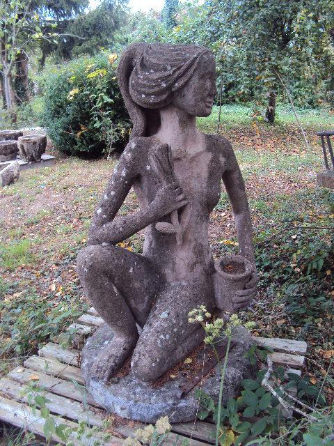 Statue De Jardin En Ciment