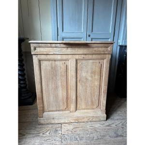 Small Oak Counter