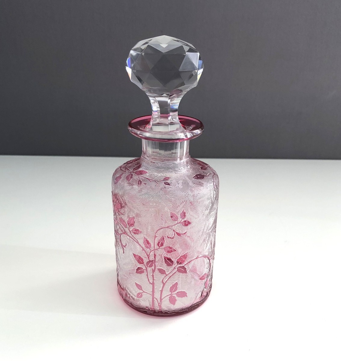 Old Crystal Perfume Bottle By Baccarat Model Eglantier-photo-3