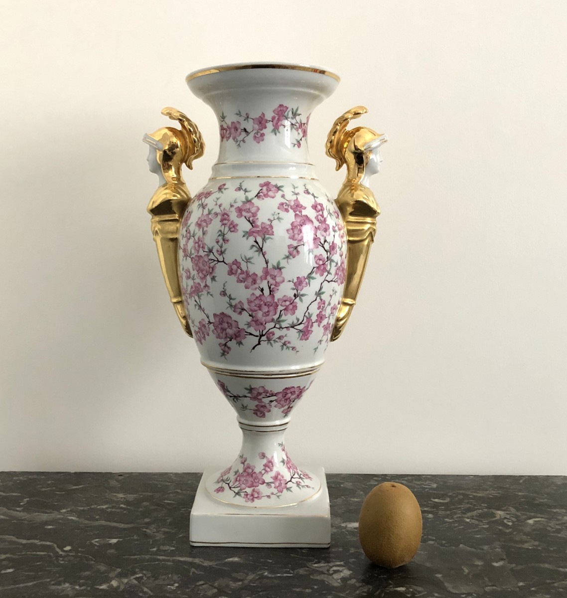 Limoges / Château Du Cruou Imposing Porcelain Vase 46 Cm-photo-1
