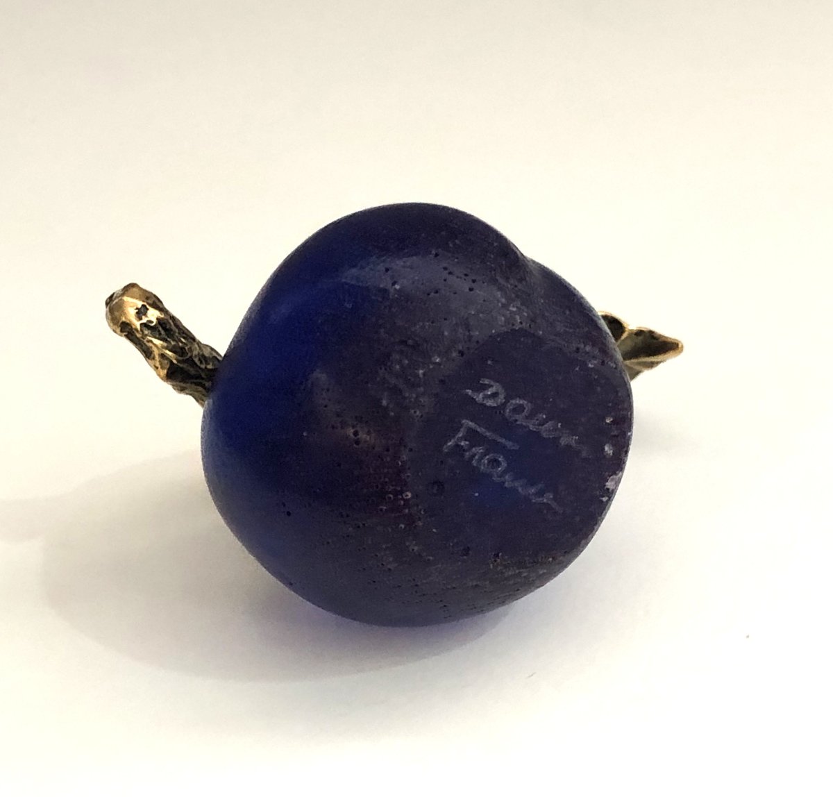 Prune Sculpture In Glass Paste And Bronze Signed Daum France Fruit-photo-2