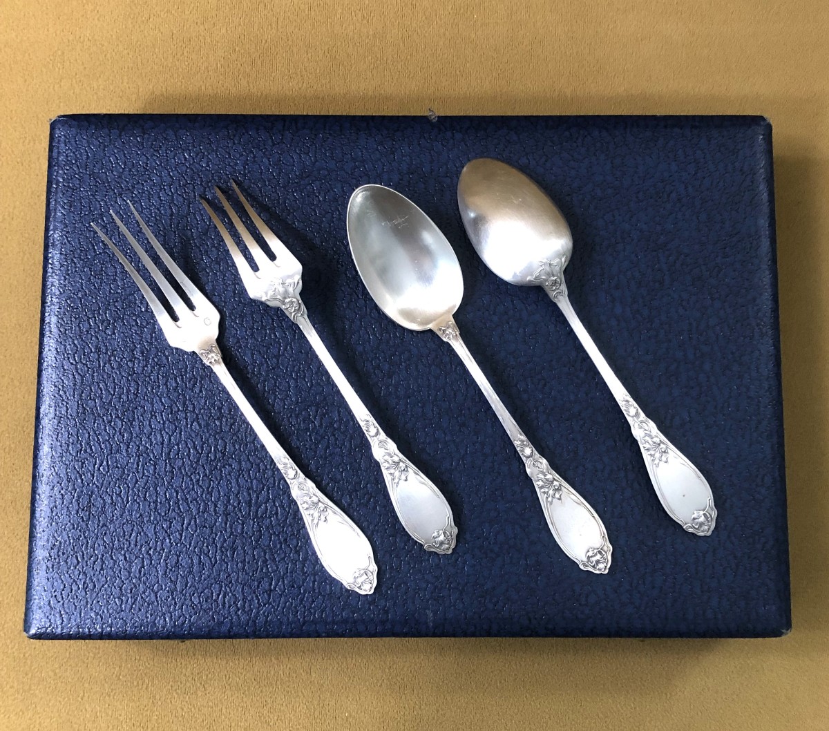 Ménagère de 12 couverts à dessert ART NOUVEAU en argent massif MINERVE par MAILLARD et VAZOU-photo-3