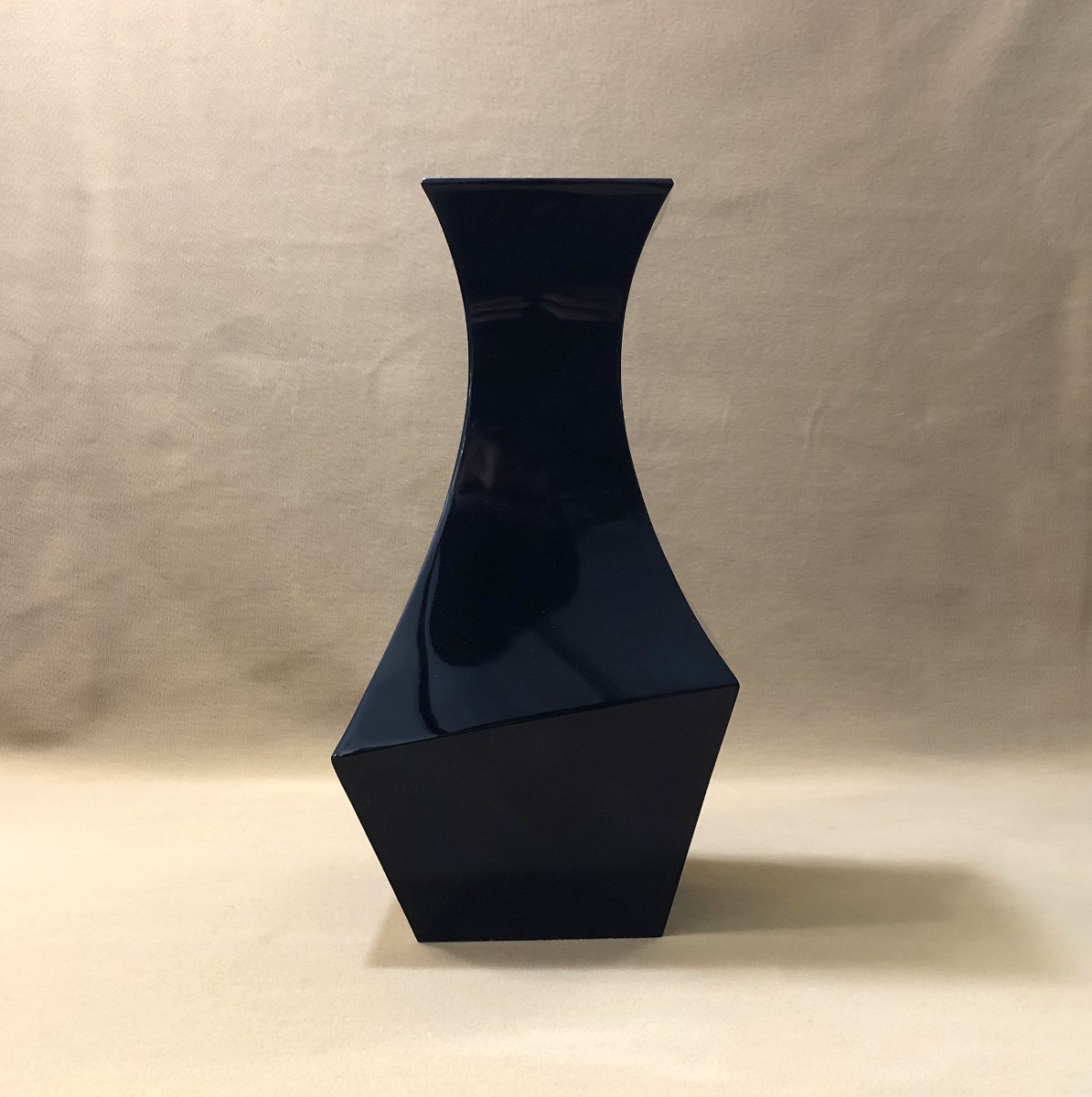 Baccarat - Asymmetrical Black Crystal Vase Stamped - 27 Cm-photo-2