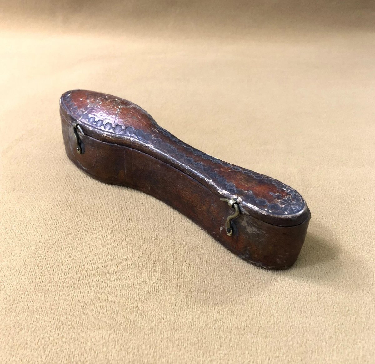 Old Leather Shaped Case For Small Solid Silver Spoons, 18th Century-photo-2