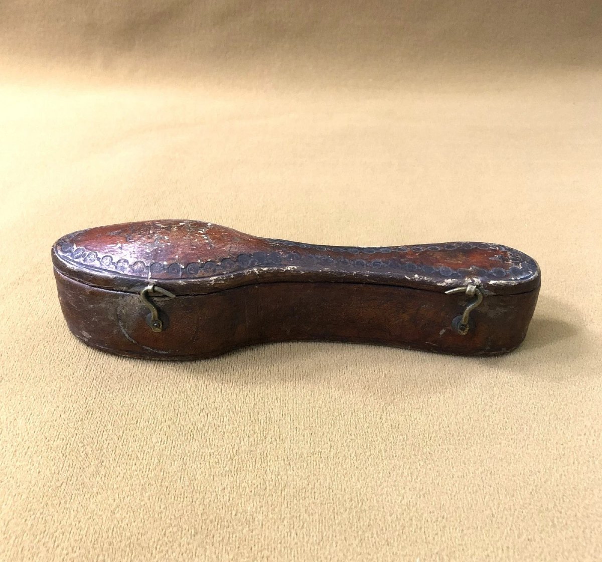 Old Leather Shaped Case For Small Solid Silver Spoons, 18th Century-photo-4