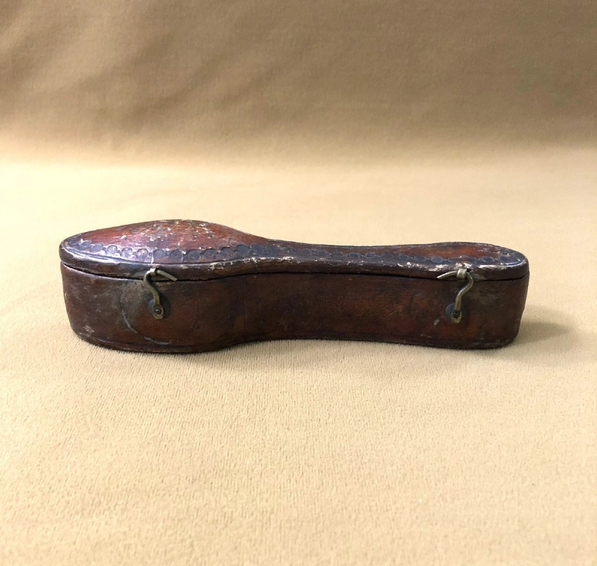 Old Leather Shaped Case For Small Solid Silver Spoons, 18th Century-photo-3