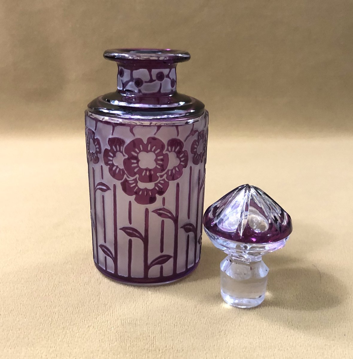 Cristalleries De Nancy - Period Art Deco Perfume Bottle In Acid-etched Crystal-photo-4