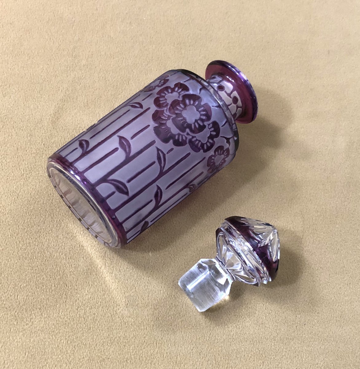 Cristalleries De Nancy - Period Art Deco Perfume Bottle In Acid-etched Crystal-photo-3