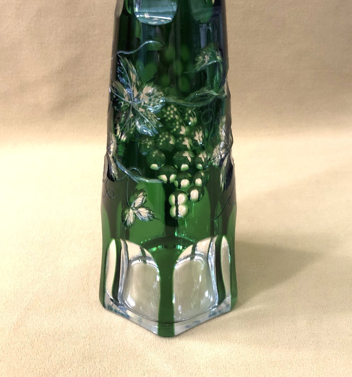 Baccarat - Antique Cut Crystal Decanter With Green Lining And Vine Branch Decoration-photo-2