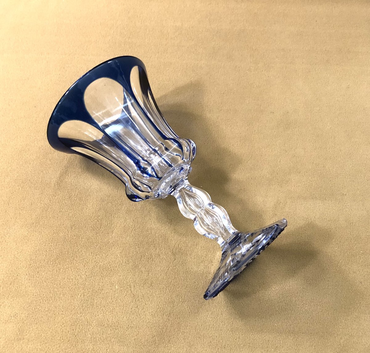 Baccarat Or Saint Louis - Blue-lined Cut Overlay Crystal Drinking Glass-photo-3