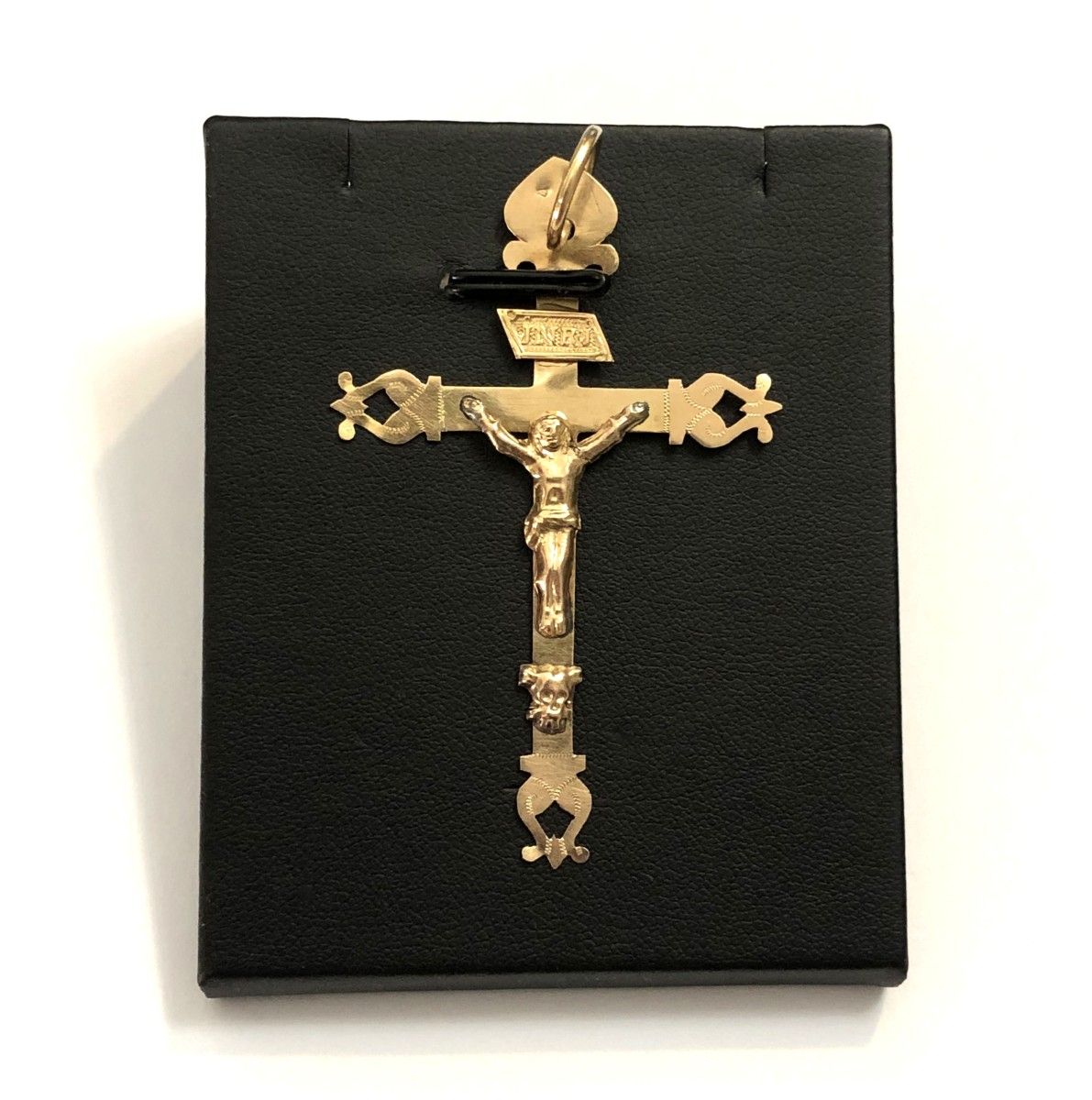 Bijoux ancien - pendentif régional croix d'abbesse ou croix Jeannette en or 18 carats 