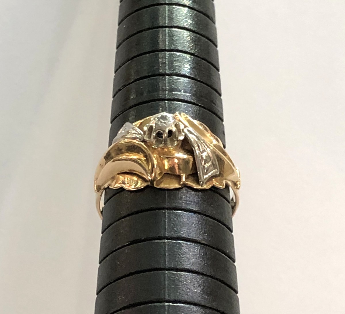 Antique Jewelry - 18-carat Gold Ring Set With A Diamond - Size 58-photo-2