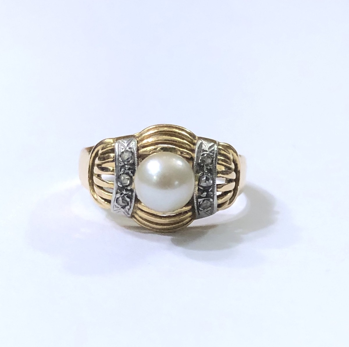 Antique Jewelry - 18-carat Gold Art Deco Ring Set With A Cultured Pearl - Size 56-photo-2