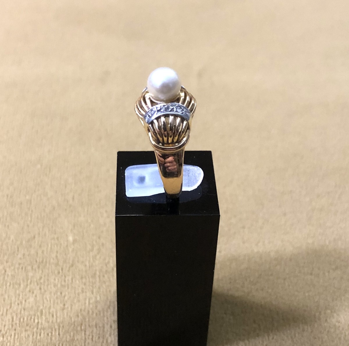 Antique Jewelry - 18-carat Gold Art Deco Ring Set With A Cultured Pearl - Size 56-photo-3