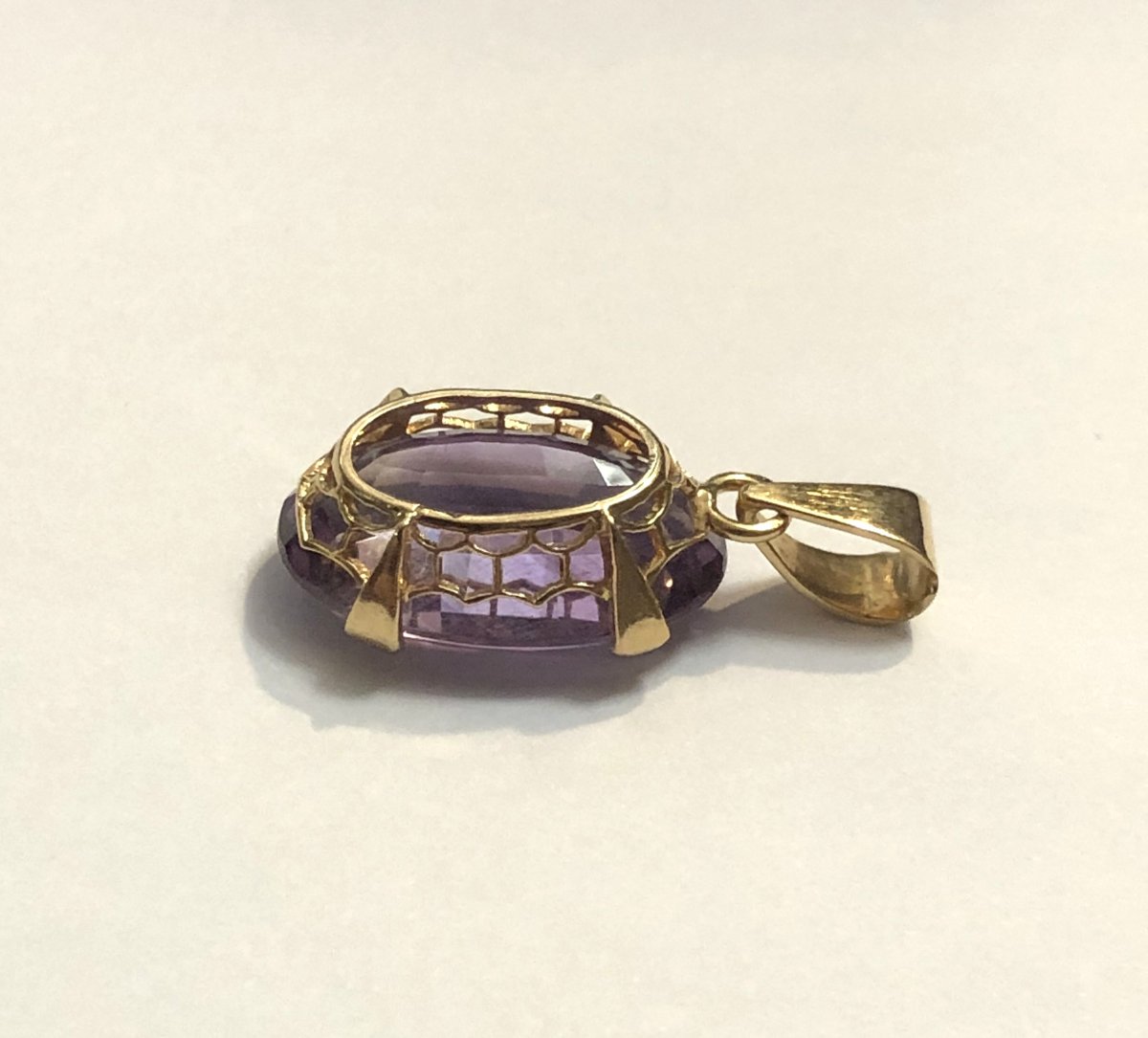 Jewelry - 18-carat Gold Pendant Set With A Beautiful Cut Amethyst-photo-3