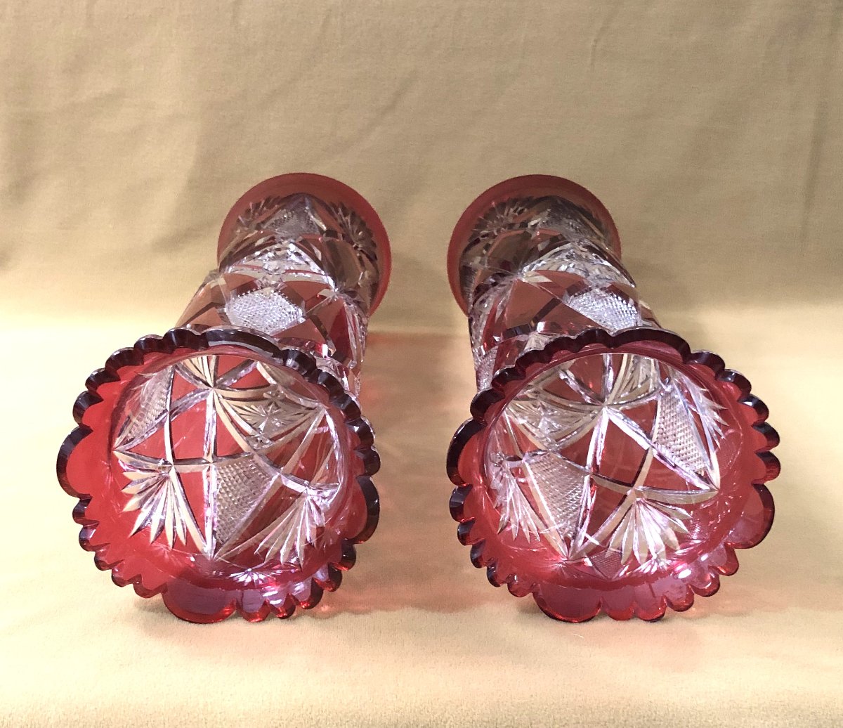 BACCARAT - paire de vases rouleau en cristal overlay doublé rouge 34,5 cm-photo-4