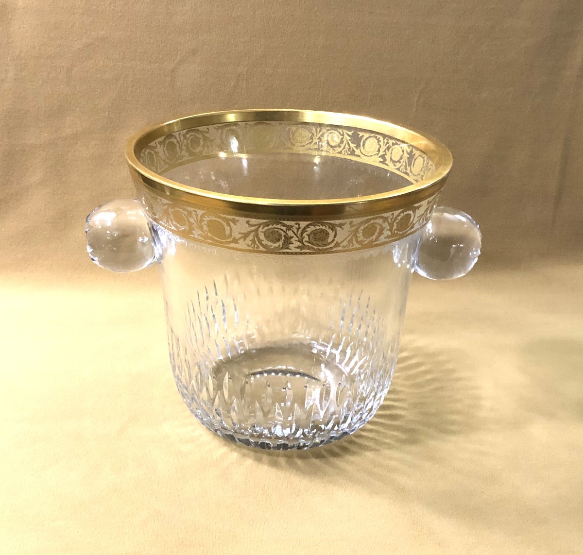 SAINT LOUIS - seau à champagne en cristal signé, modèle THISTLE OR