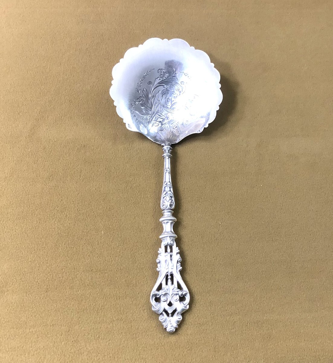 Egalon Elisa - Solid Silver Strawberry Shovel With Neo-gothic Decoration, Late 19th Century-photo-1